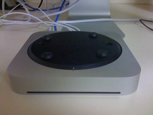 Bottom cover w feet